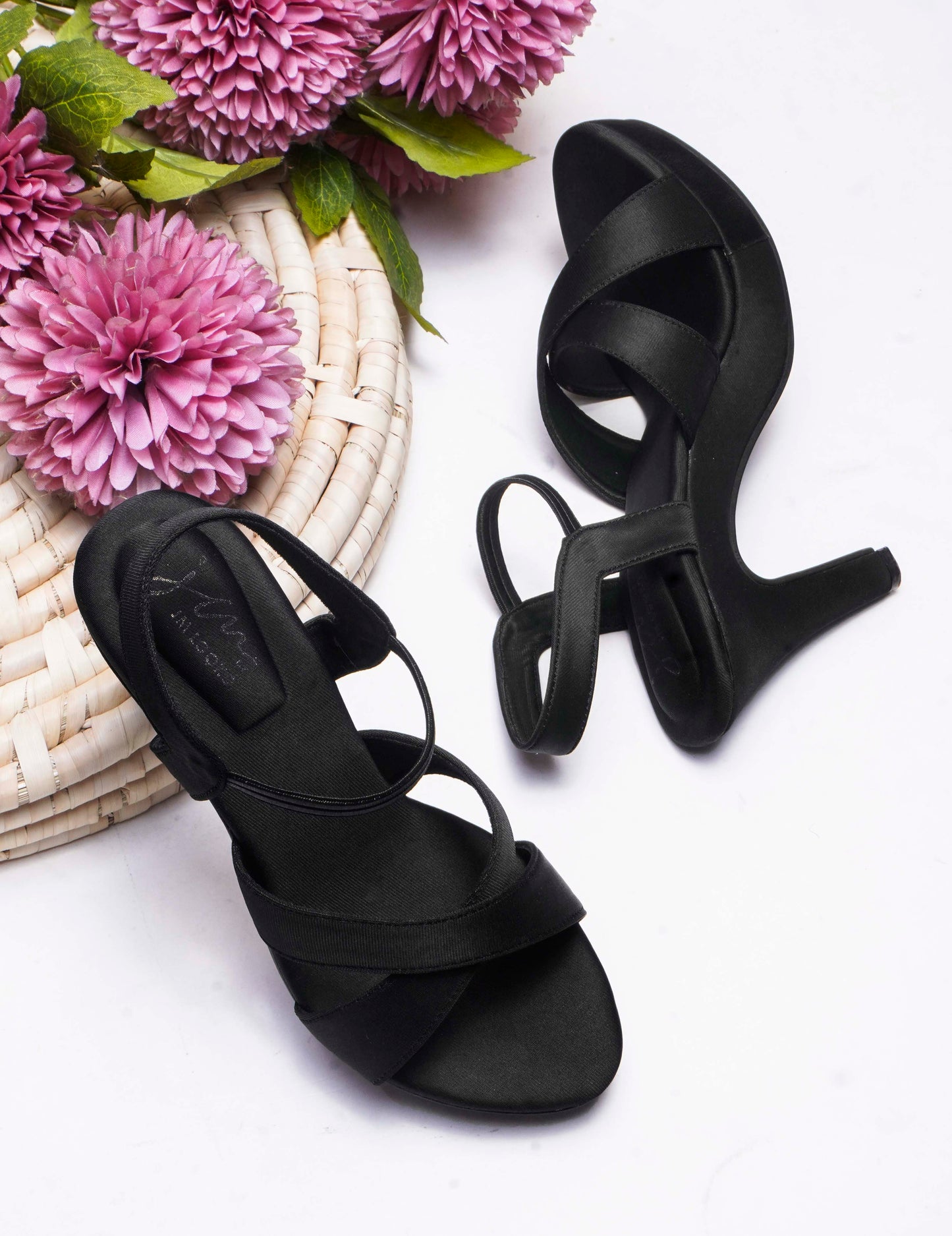 Jm Looks women's crisscross platform heels with a sleek finish
 Black