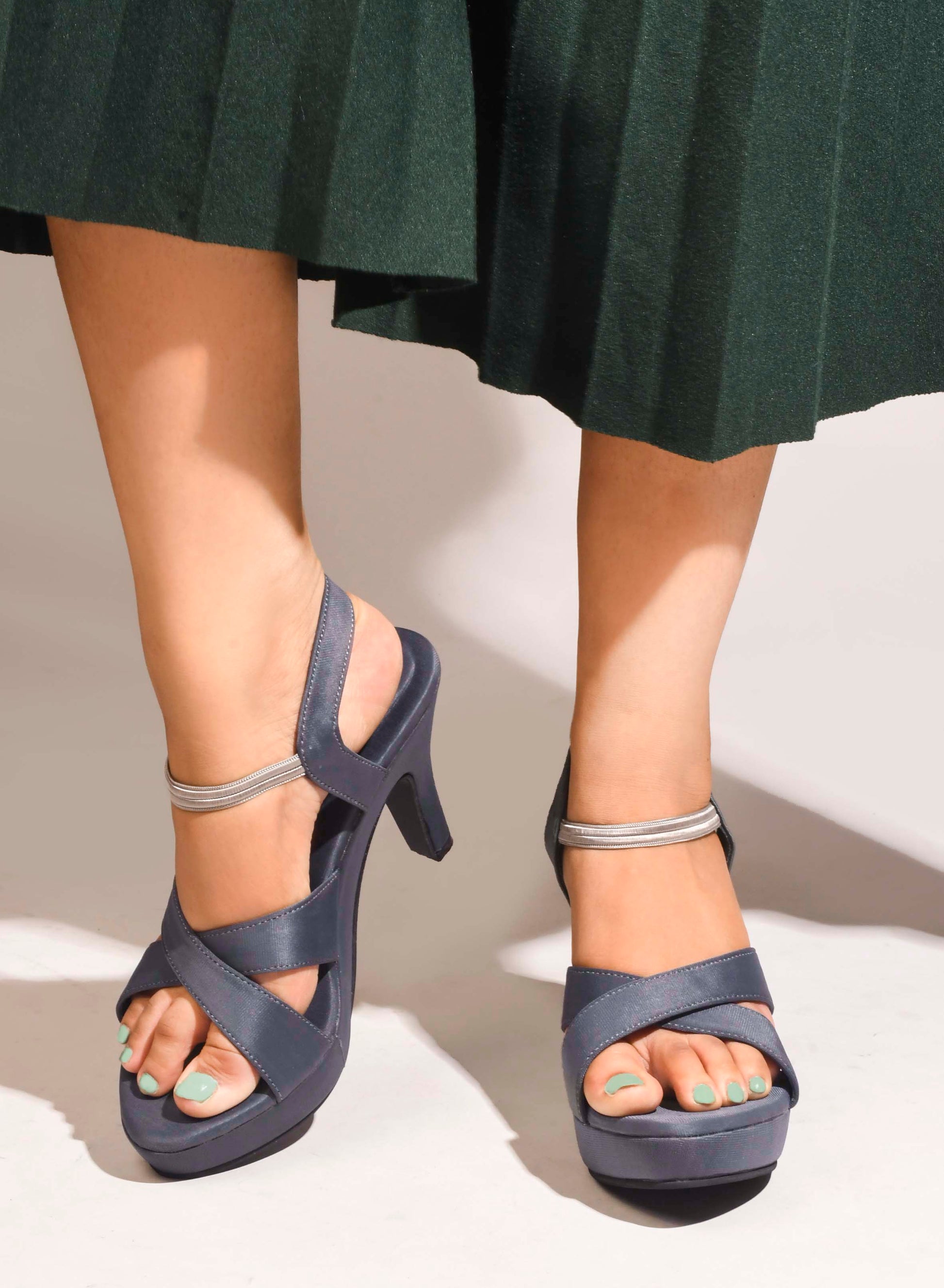 Jm Looks women's crisscross platform heels with a sleek finish
 Grey