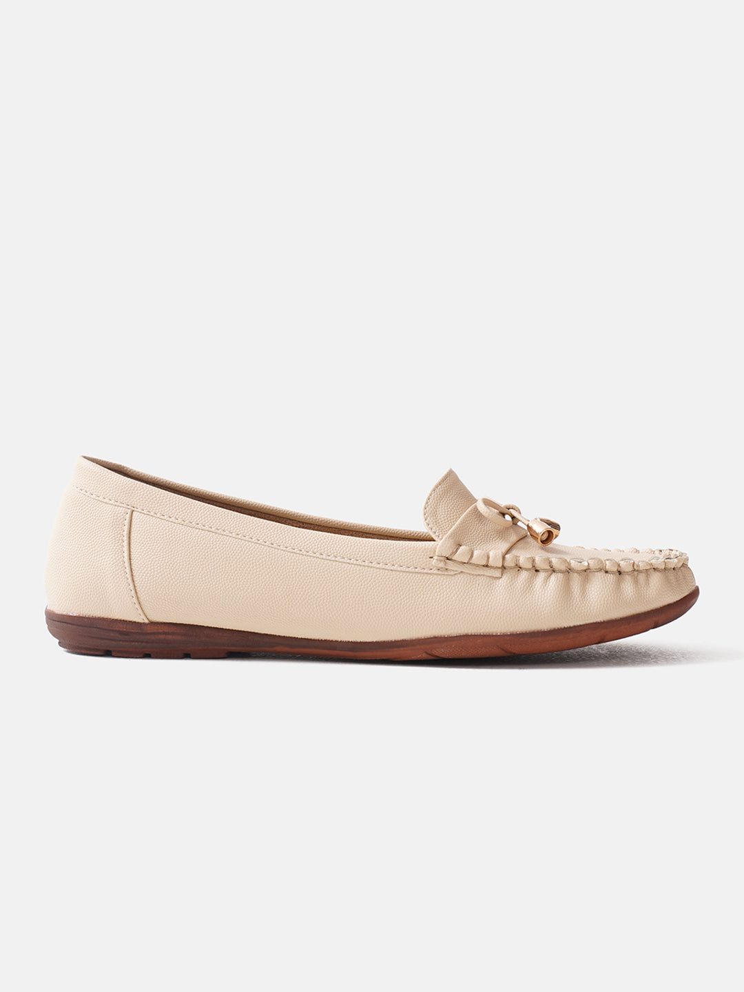 JM Looks women's driving loafers with a bow detail and stitched moc toe
 Cream