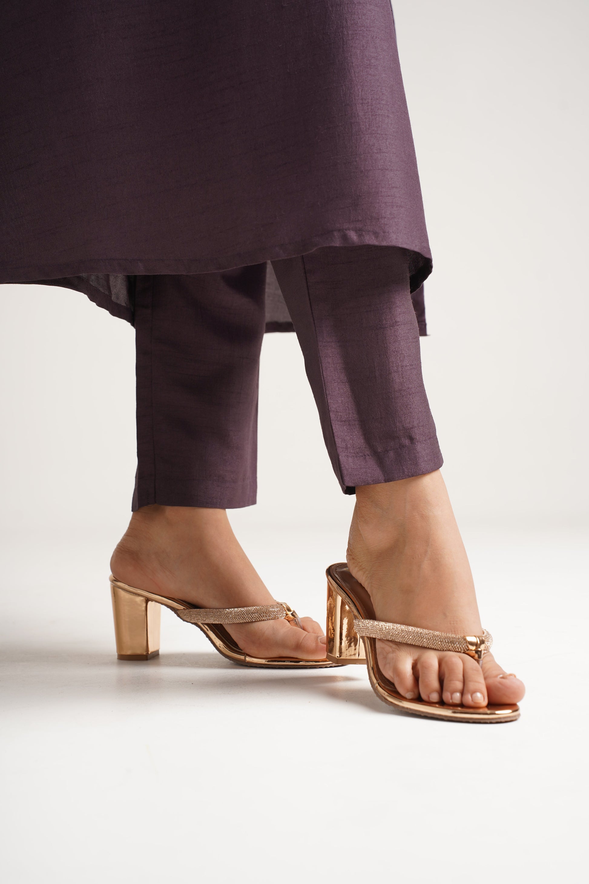Jm Looks embellished thong block heel sandals with traditional attire
 Golden