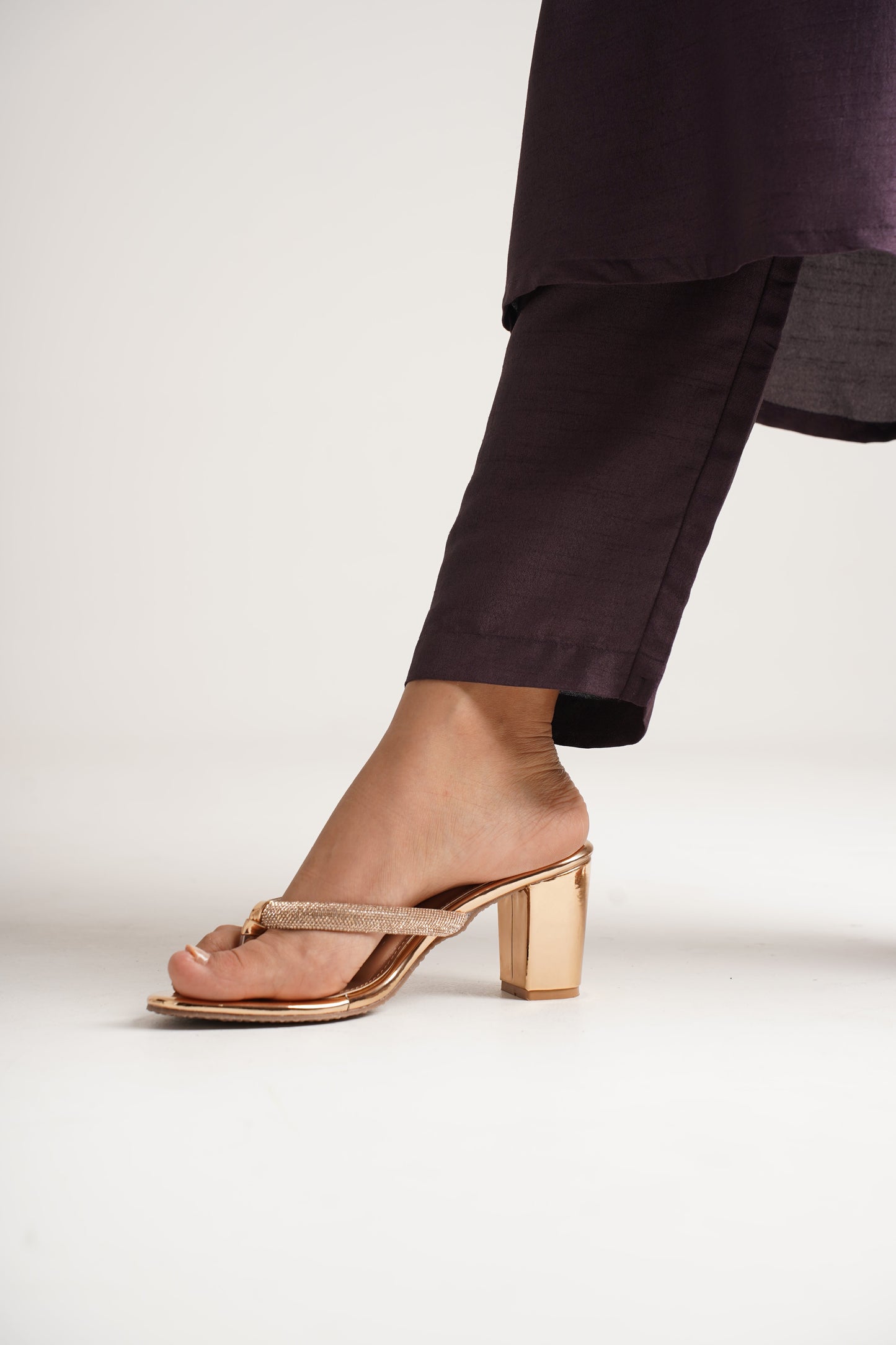 Jm Looks embellished thong block heel sandals with traditional attire
 Golden