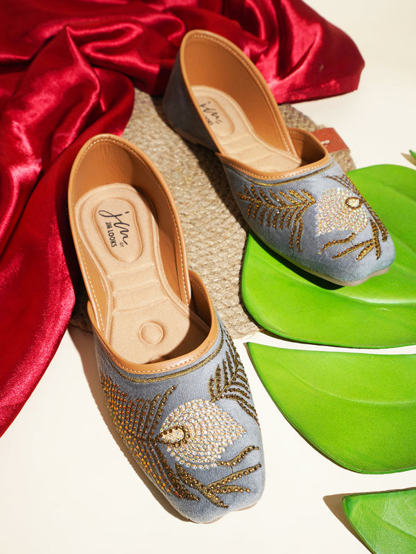 Grey Embellished Slip-On ethnic Punjabi Wedding Jutti for Women 