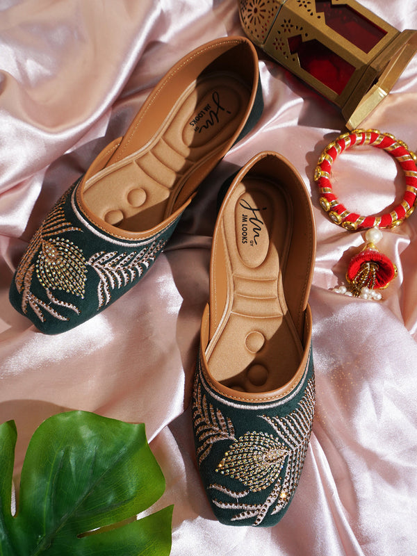 Green Embellished Slip-On ethnic Punjabi Wedding Jutti for Women 