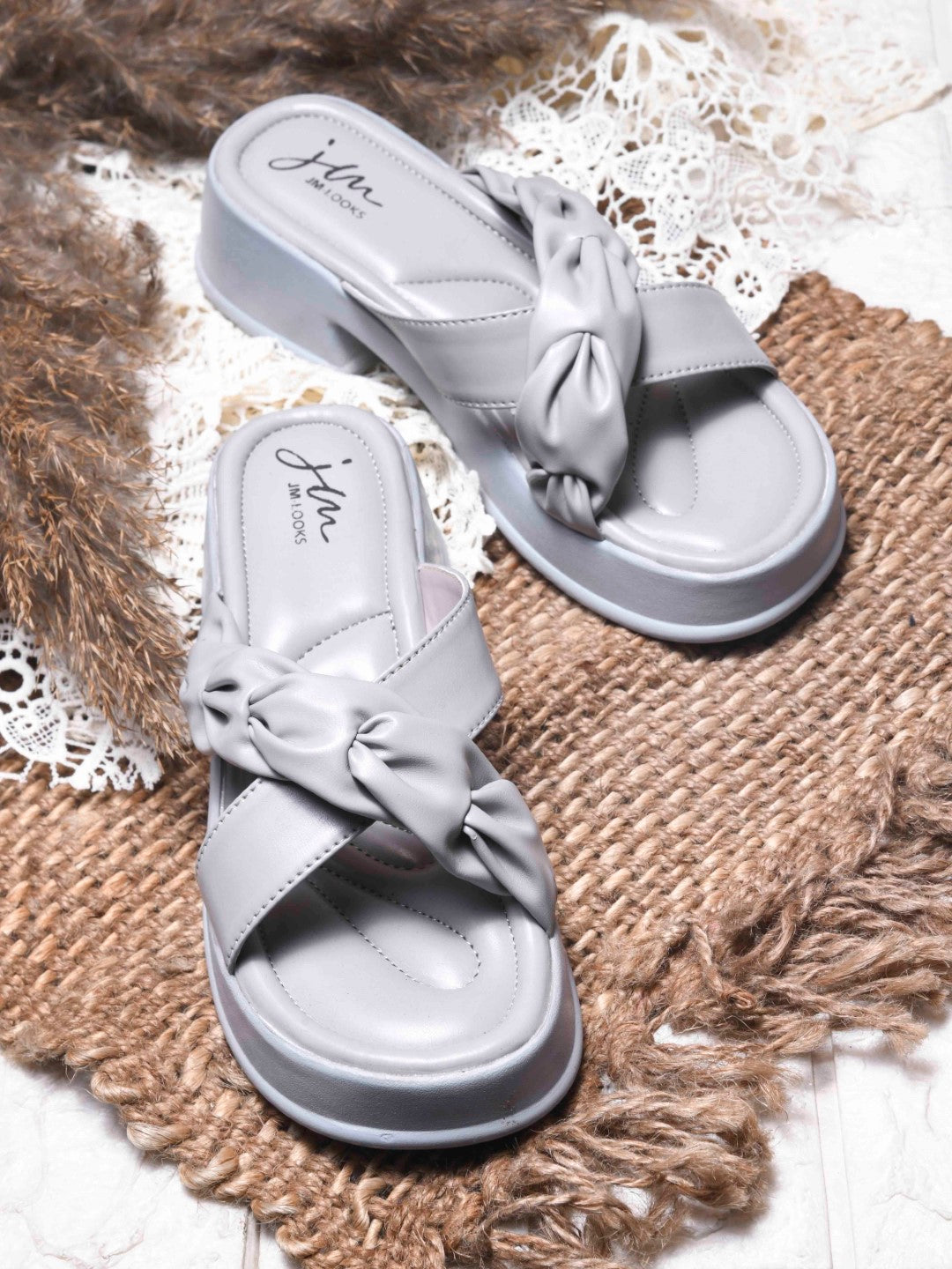 Jm Looks platform sandals featuring a knotted front strap
 Grey