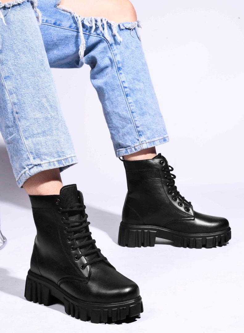 Jm Looks black lace-up combat boots with a heavy-duty lug sole
 Black