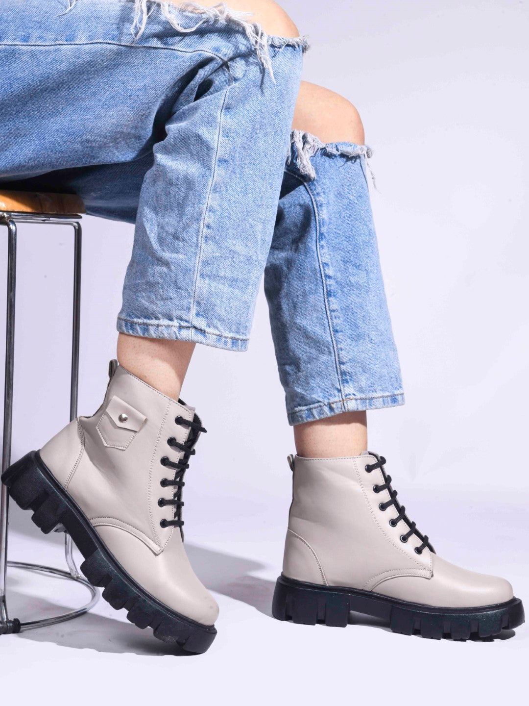 Jm Looks lace-up combat boots with a heavy-duty sole
 Cream