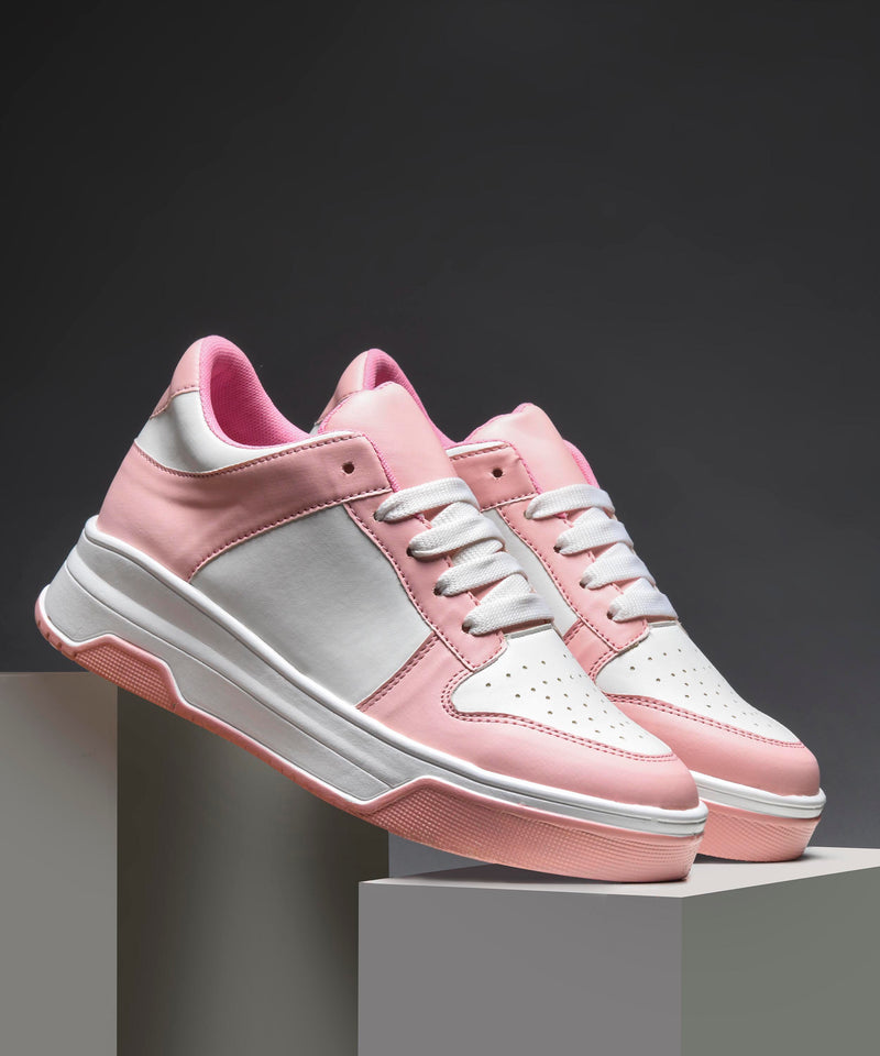 platform lace-up sneakers with a two-tone design and a chunky sole
 Pink
