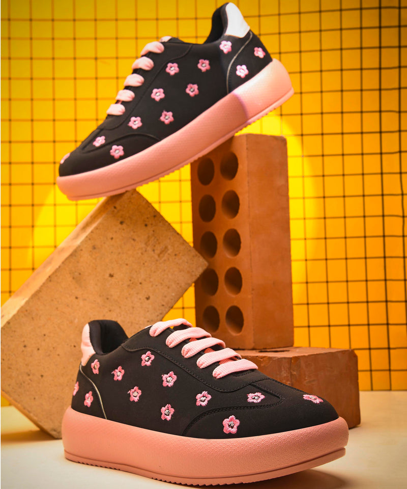 Suede Flower Printed Low-Top Sneakers - 7