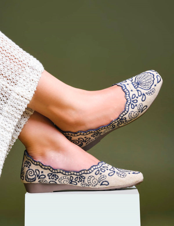 JM Looks Women Blue Embroidered Slip-On Ethnic Ballet Flats Jutti 