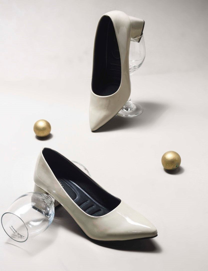 Jm Looks elegant pointed toe block heel pumps
 Cream
