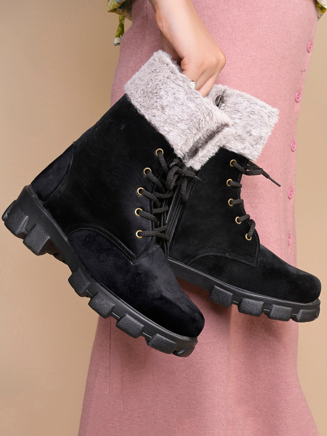 Women Furry Collar Lace-Up Winter Boots