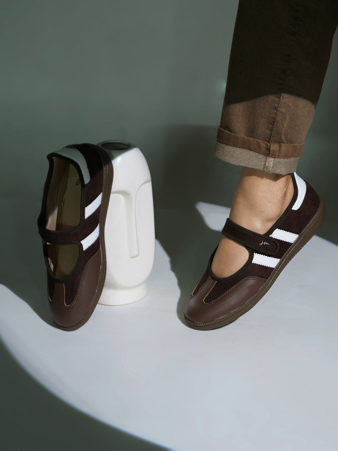 Women Velcro Strap Panel Ballet Sneakes