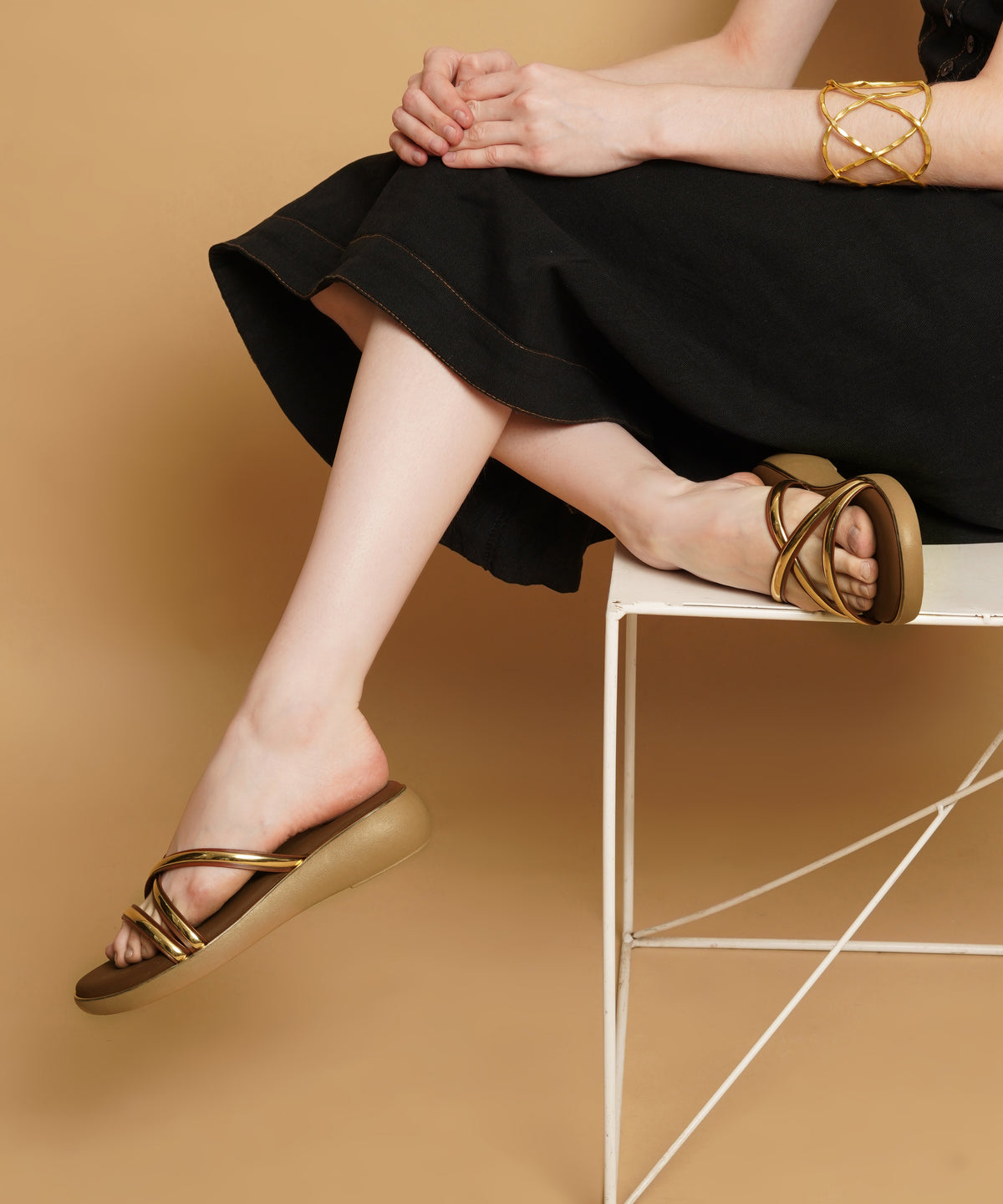 JM LOOKS Metallic Multi-Strap Wedge Slide Sandals