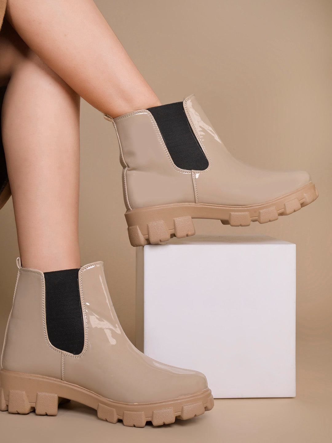 Glossy Finish Lug Sole Chelsea Boots for Women