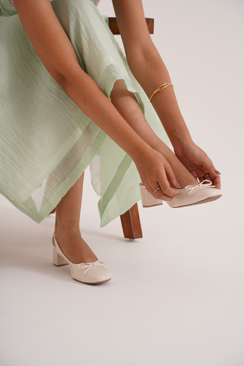 Slingback Glossy Block Heels With Bow - 4