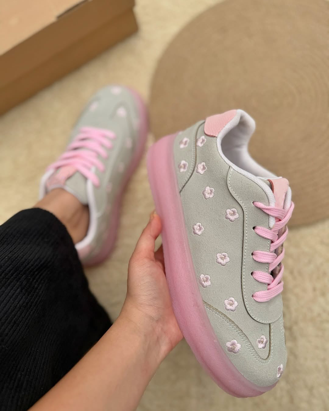 Grey suede sneakers for women with embroidered flowers, lace-up front and platform sole