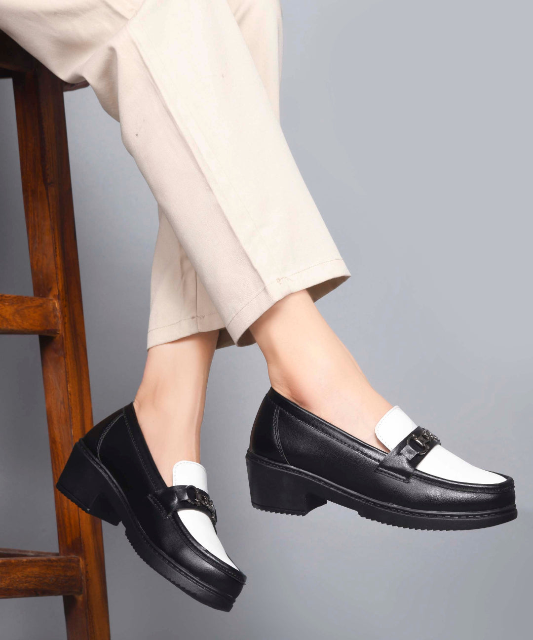 Black-White Women’s Smart Casual Block Heel Loafers
