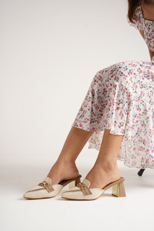 Jm Looks woven textured mule loafers with a chain detail and a block heel with a metallic accent
 Beige