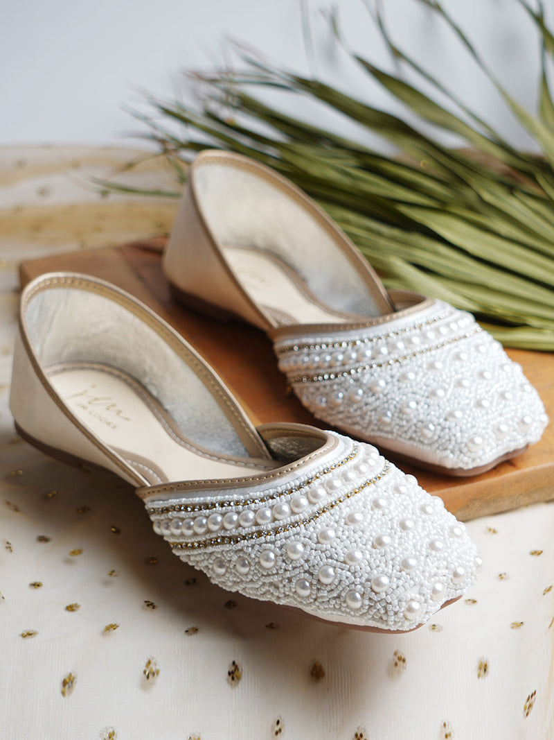 Ethnic Embellished Square Toe Mojaris for Women and Girls at JM LOOKS White