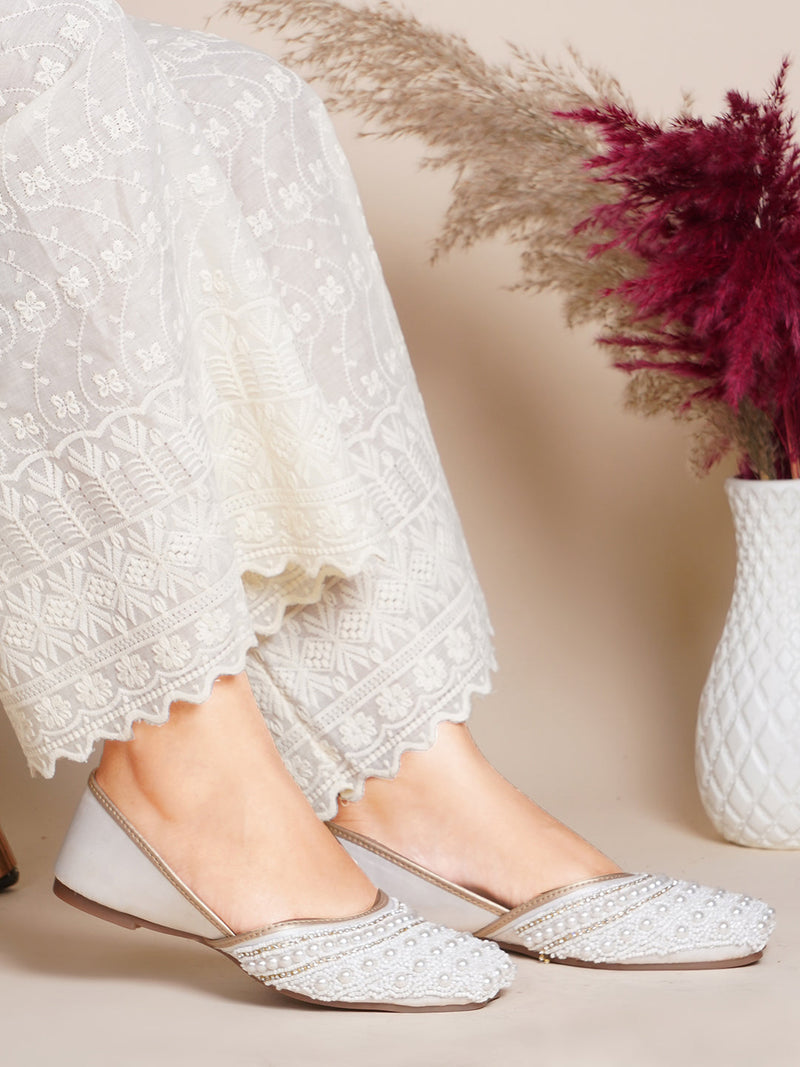 Ethnic Embellished Square Toe Mojaris for Women and Girls at JM LOOKS White