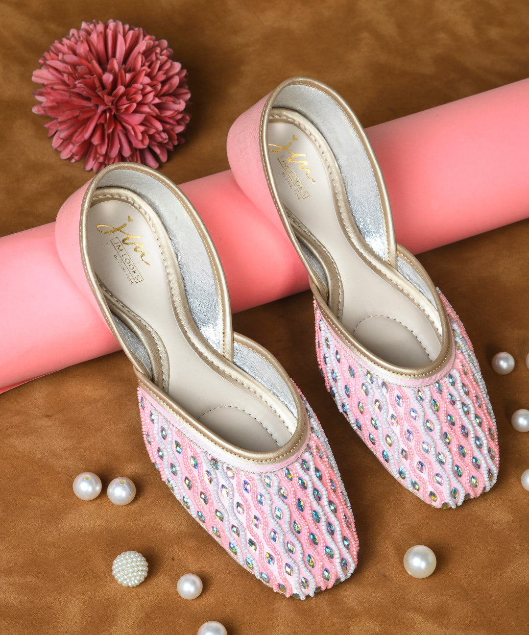 Women Pink Stone Embellished Embroidered Ethnic Mojaris Flats Juttis