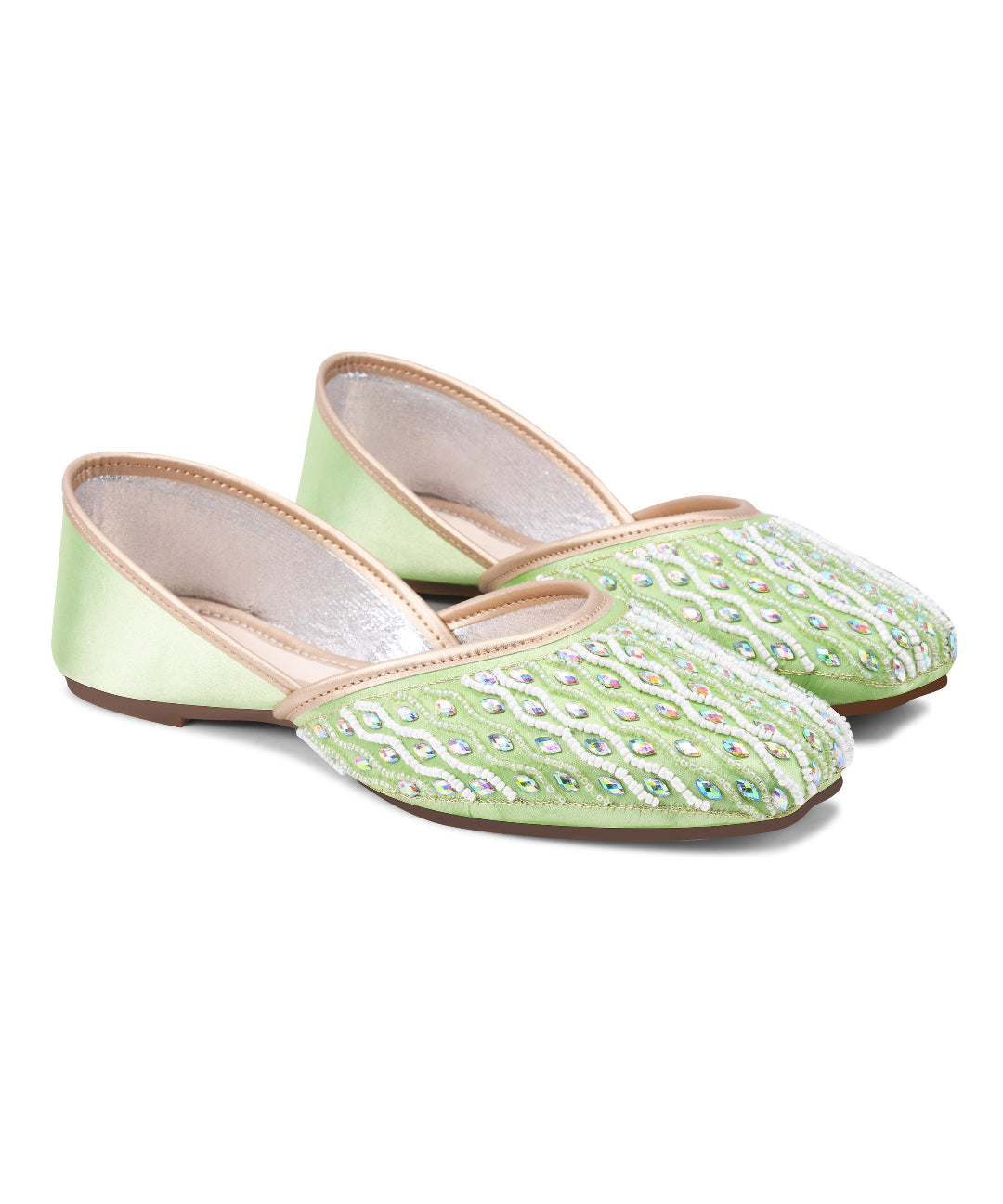Women Pista Stone Embellished Embroidered Ethnic Mojaris Flats Juttis