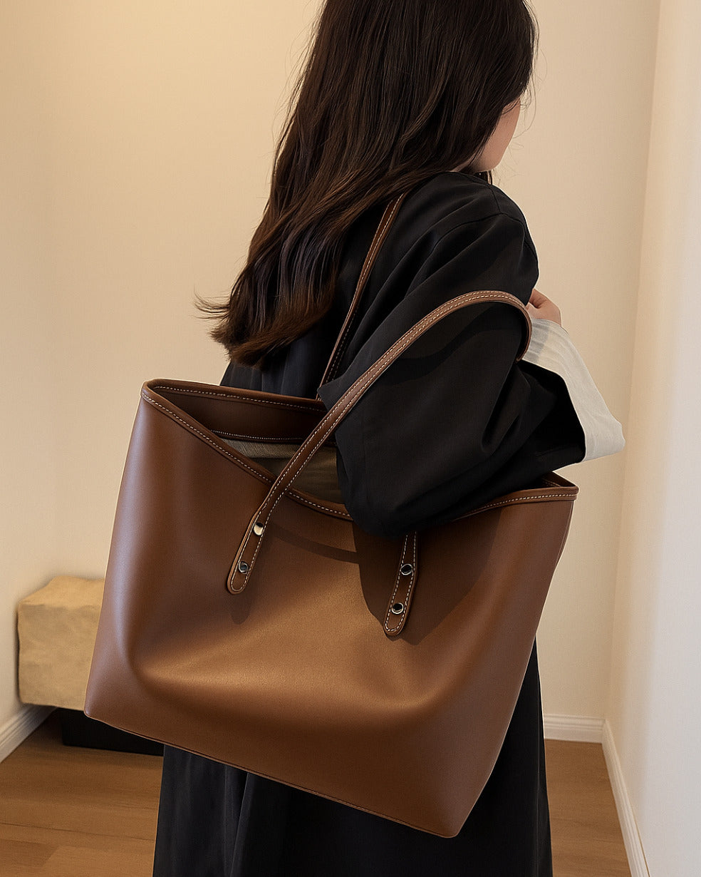 Large tote shoulder bag for women with top zip closure in cream faux leather, coffee handles