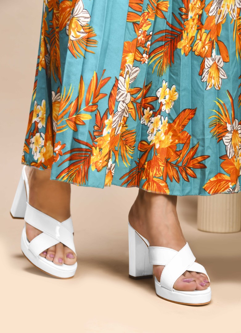 Jm Looks block heels with criss-cross straps and a slight platform
 White