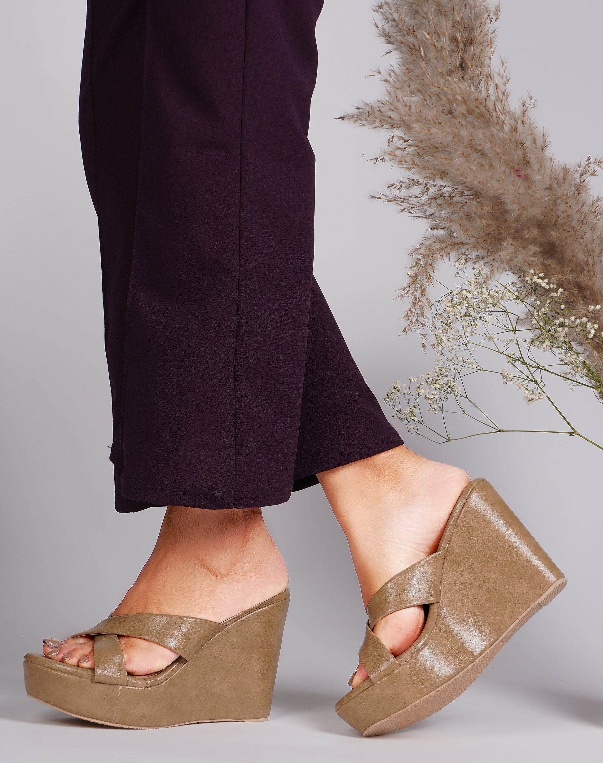 Jm Looks cross-strap wedge heels with a wide sole
 Cream
