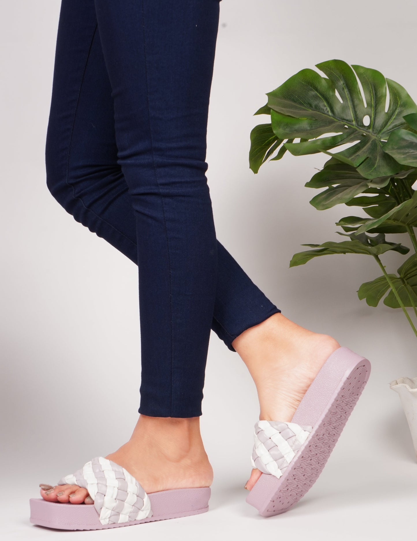 Jm Looks platform slides with a distinctive braided strap
 Lavender