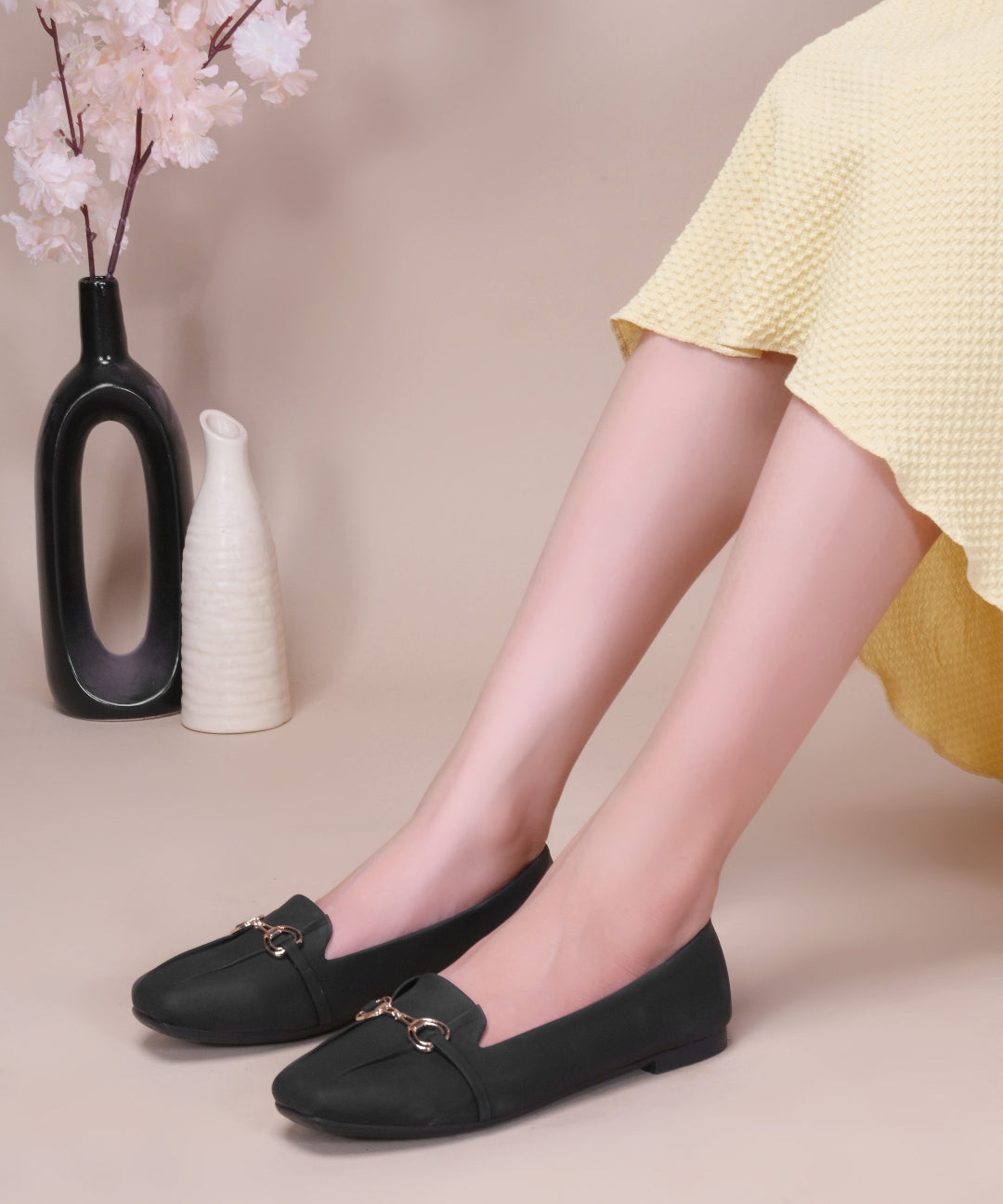 Black Women Square Toe Ballet Flats with Metallic Horsebit