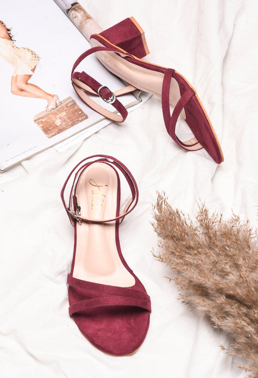 Women's strappy block heel sandals with buckle closure in Cherry