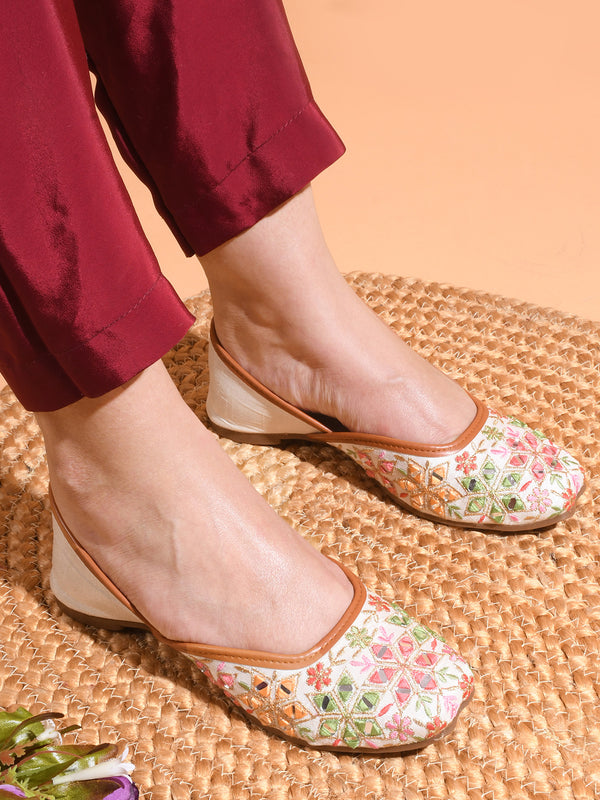Embroidered Square-Toe Flats jutti Handmade Thread Designs for Women White