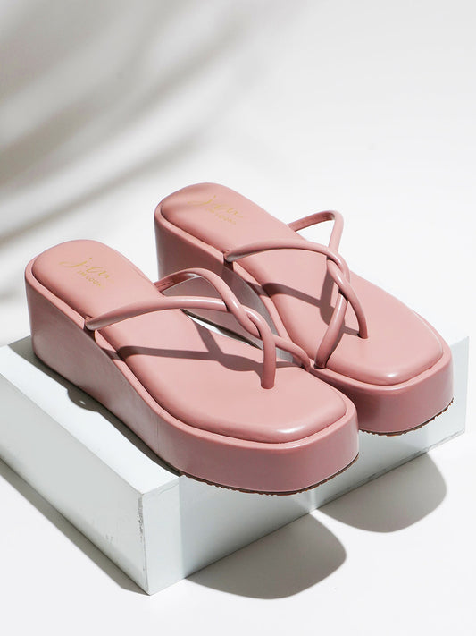 Jm Looks platform thong sandals with a wide sole and thin straps
 Peach