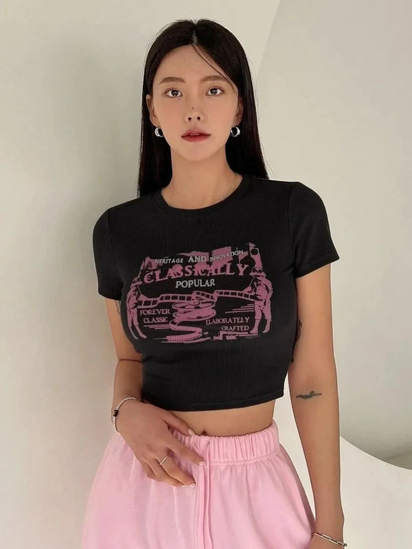 Women Black Ribbed Crop T-Shirt – Vintage Classically Popular Graphic