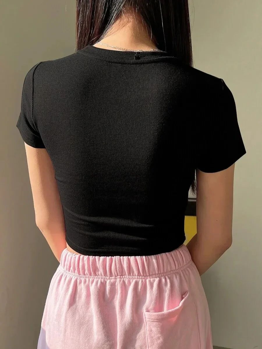 JM Looks Women Black Ribbed Crop T-Shirt – Vintage Classically Popular Graphic