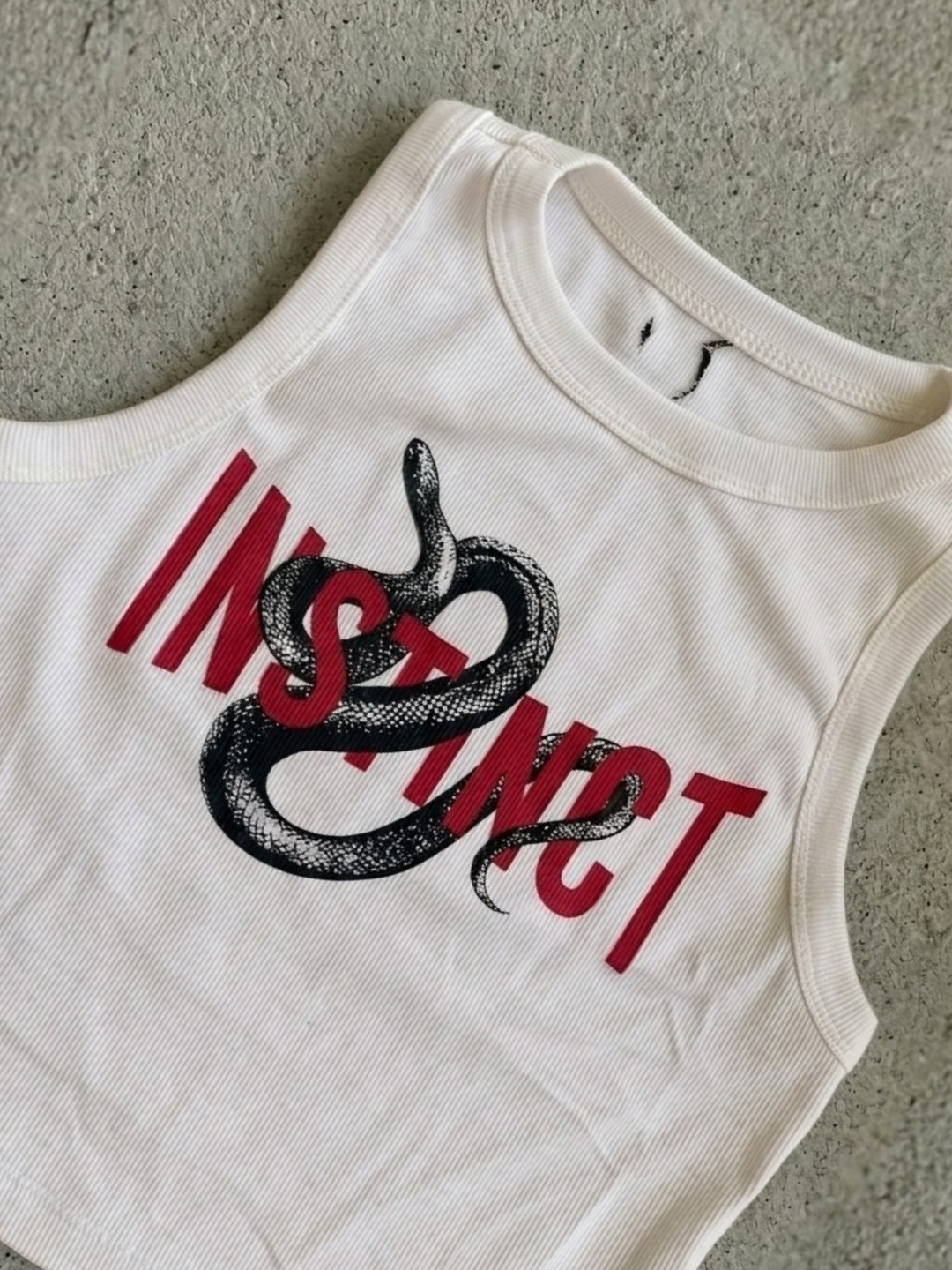 JM Looks Women Off-White Ribbed Tank Top – INSTINCT Snake Graphic