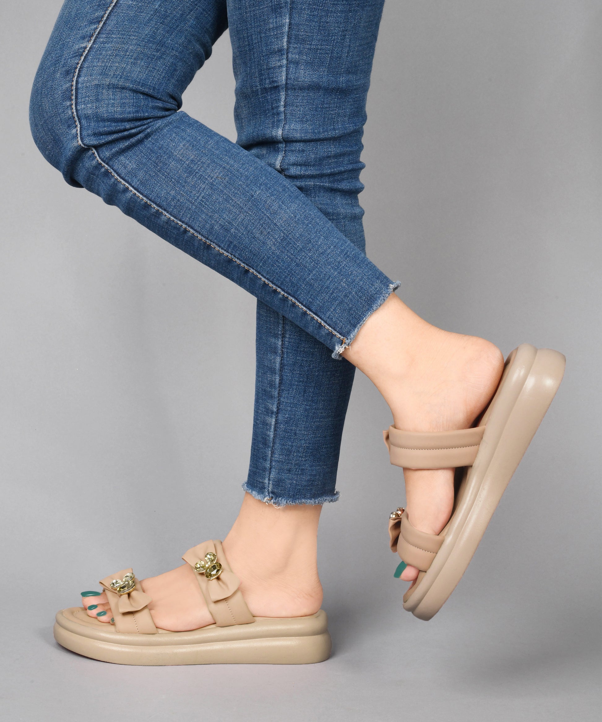 Taupe